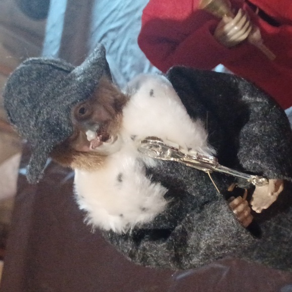 Lot of 5 Vintage Christmas Carolers Set Wood Base Holiday Dolls Figures - Picture 5 of 7